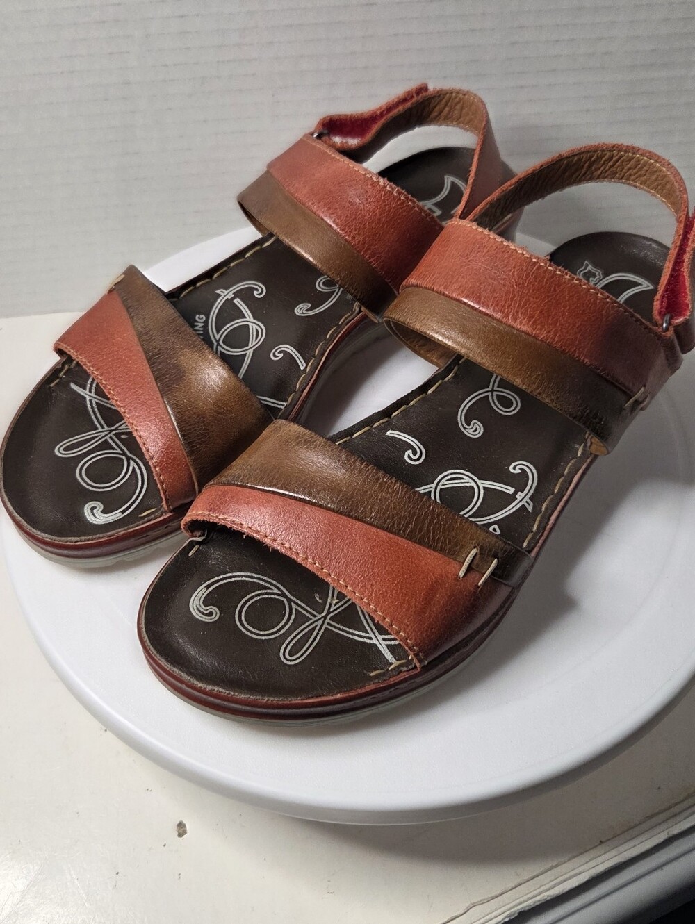 Dorking By Fluchos Women's Rust & Brown Leather Sandals Size 37 Or 7